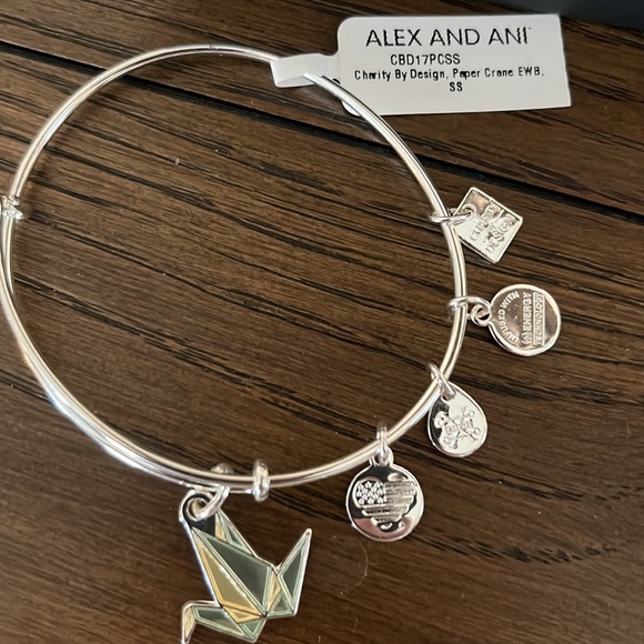 NIB Alex and Ani papercrane bracelet - Picture 2 of 4